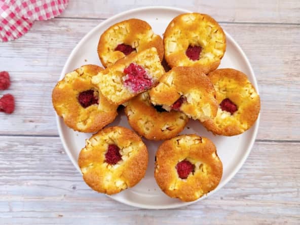 Muffins moelleux aux pommes et framboises