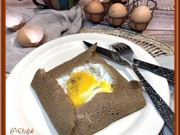 Galette complète au boeuf haché et pommes de terre béchamel