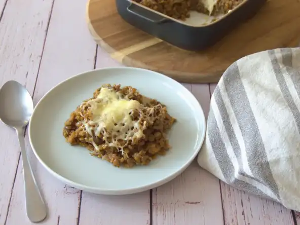 Gratin de lentilles et riz complet aux oignons caramélisés