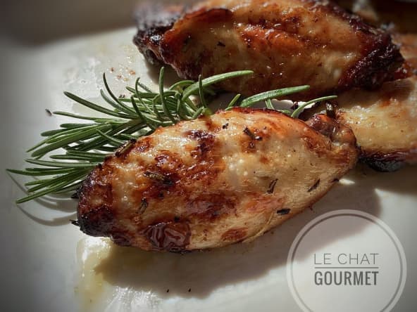 Ailes de poulet au romarin rôties au four