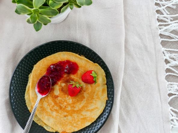 Crêpes moelleuses vegan sans oeuf et sans lactose pour la chandeleur