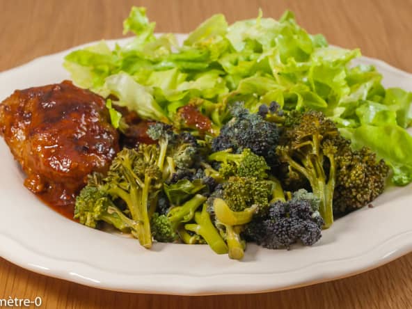 Mijoté de sots l’y laisse à la saucisse fumée et à la tomate