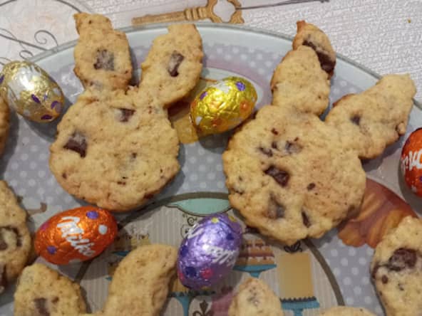 Les cookies lapins de Pâques aux pépites de chocolat