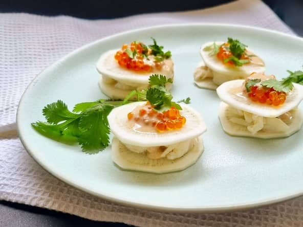 Ravioles de radis noir au crabe : la recette d'une belle petite entrée fraîche
