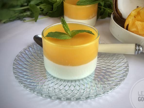 Crèmes à la mangue et au lait de coco subtilement acidulée