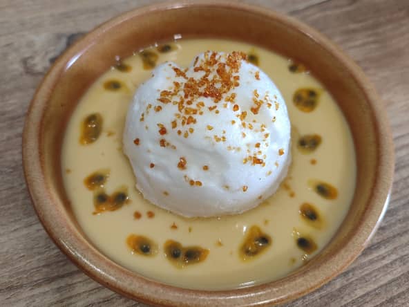 Ile flottante aux saveurs exotiques
