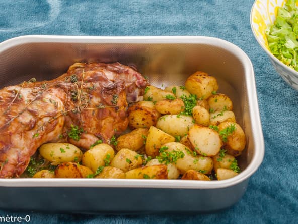 Cuisse de dinde aux pommes de terre nouvelles : une recette à basse température