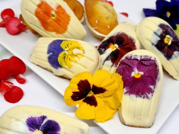 Madeleine chocolat et fleurs pour la fête des mères