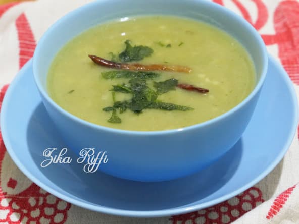 SOUPE DE FÈVES FRAÎCHES ET LEURS COSSES TENDRES AUX PETITS PLOMBS ( M'HAMSSA )