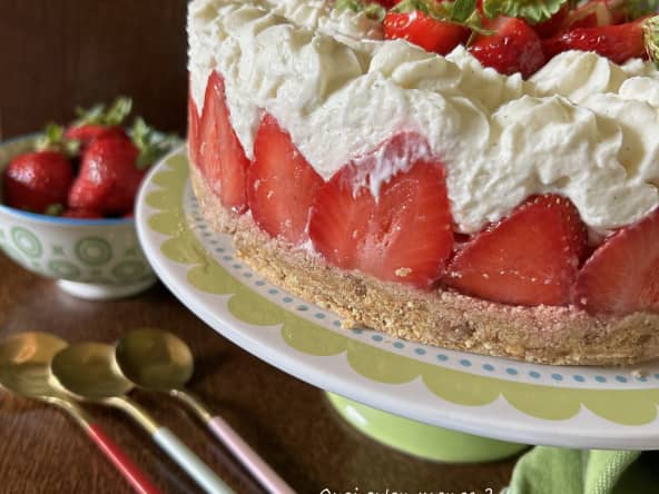 Comme un fraisier cheesecake aux fraises, le parfait dessert de l'été