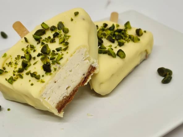 Cheesecake glacé enrobage au chocolat blanc