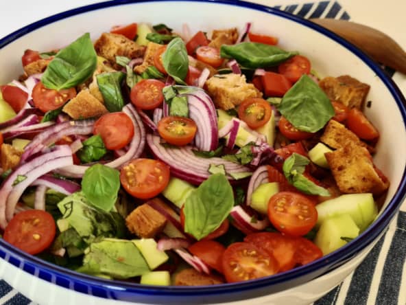 Salade toscane, "la panzanella" proche de la salade fattouch libanaise