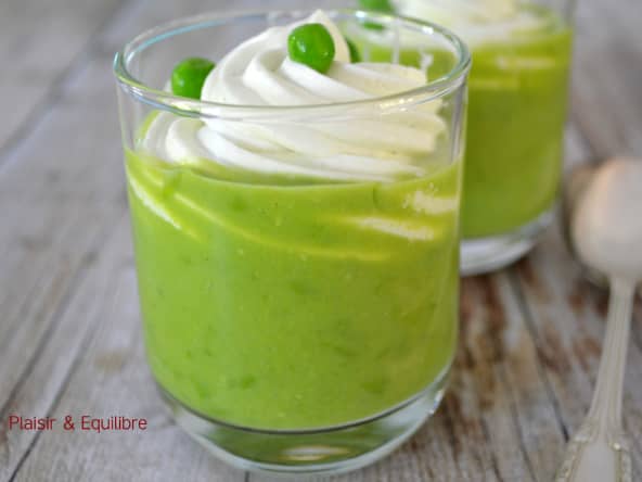 Soupe froide de petits pois et sa chantilly au wasabi, une belle entrée fraîcheur !