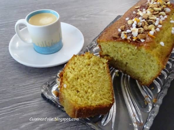 Ciambellone à l'orange, citron et ricotta : un gâteau italien bien moelleux