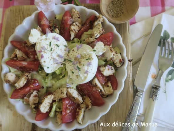 Salade de poulet tomates concombre à la burrata