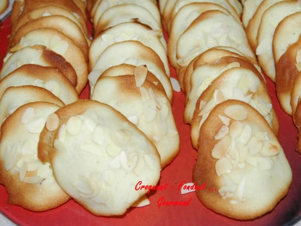 Tuiles aux amandes pour accompagner vos entremets