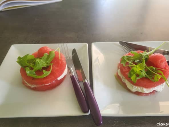 Salade Pastèque et feta et feuilles de roquette
