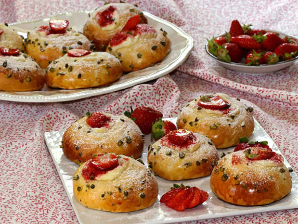 Brioche russe vratrouchka aux fraises
