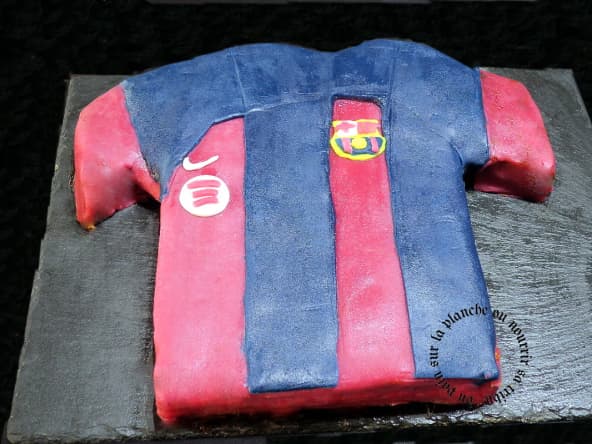 Gâteau d'anniversaire maillot de foot du Barça