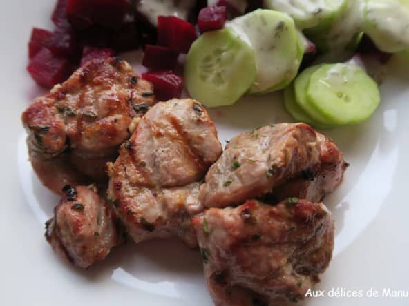 Filet mignon de porc à la marinade d'huile au citron, ail et échalote au BBQ