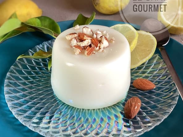 Blanc-manger sicilien sans œufs, ni gélatine