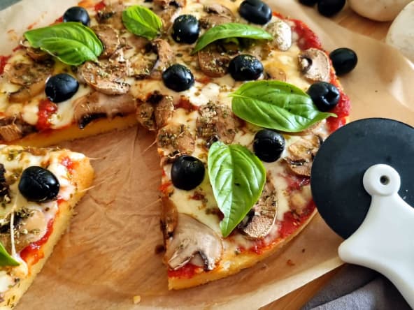 Galette de polenta façon pizza pour intolérants au gluten