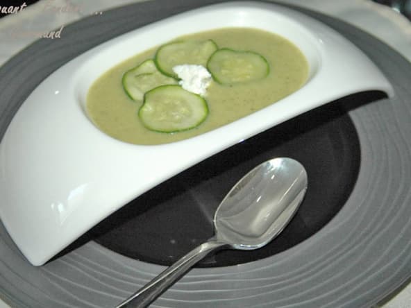 Velouté crémé de courgettes à la feta