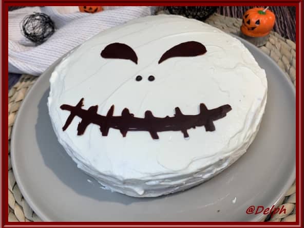 Gâteau génoise déguisée pour Halloween
