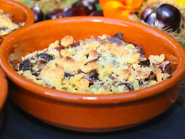 Crumbles salés de champignons des bois aux lardons fumés