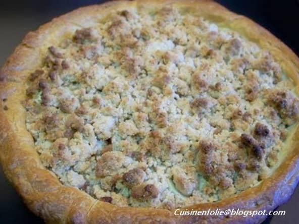 Tarte crumble spéculoos aux pommes et à la cannelle