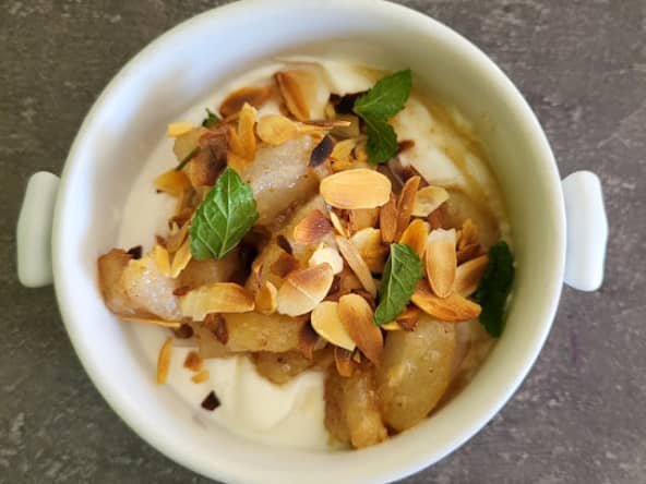 Fromage blanc aux poires et amandes