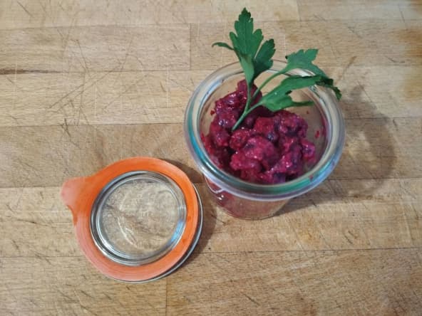 Betteraves, sauce au thon