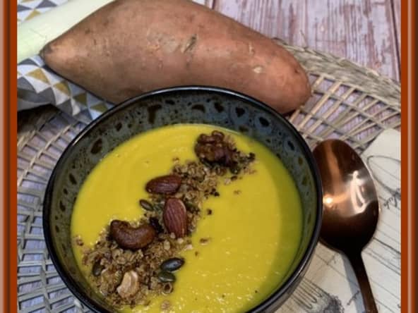 Soupe de patates douces, coco et poireaux