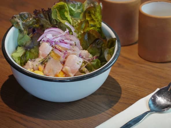 Ceviche de poisson avec patate douce glacée et choclo