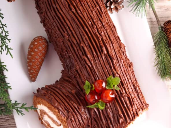 Bûche de Noël traditionnelle au chocolat