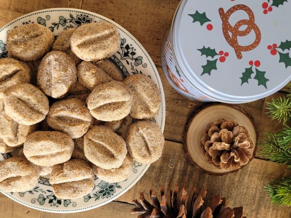 Des bBredele pour Noël : la recette du café Kipferl, un biscuit sablé à l'amande et au café