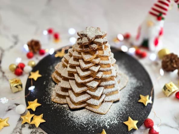 Biscuits faciles en forme de sapin de noël aux noisettes