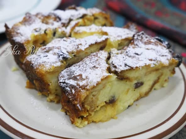 Pudding aux croissants et raisins secs