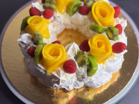 Pavlova en couronne de Noël