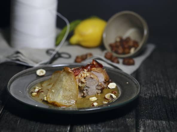 Filet mignon farci aux poires et aux noisettes