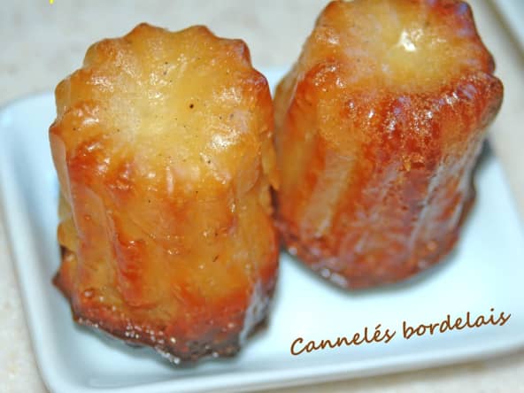 Cannelés bordelais