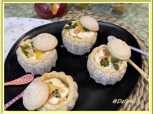 Mini-charlotte à la mangue et passion façon tiramisu