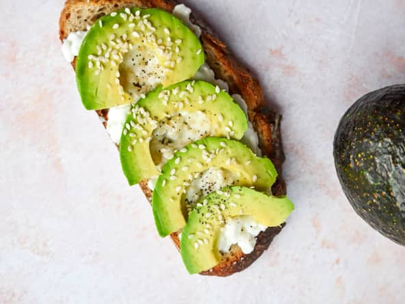 Tartine avocat cottage cheese