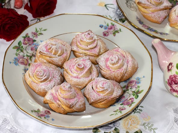 Biscuits en forme de roses pour la fête des Mamans