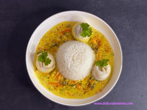 Roulades de filets de sole limande aux petits légumes et au safran
