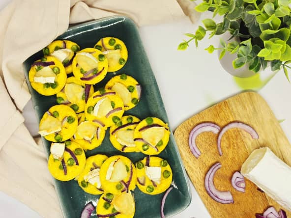 Bouchées de polenta au chèvre et petits pois