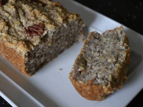 Gâteau banane coco aux noix de pécan