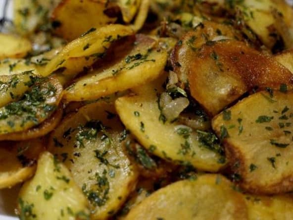 Pommes de terre sautées à la graisse de canard