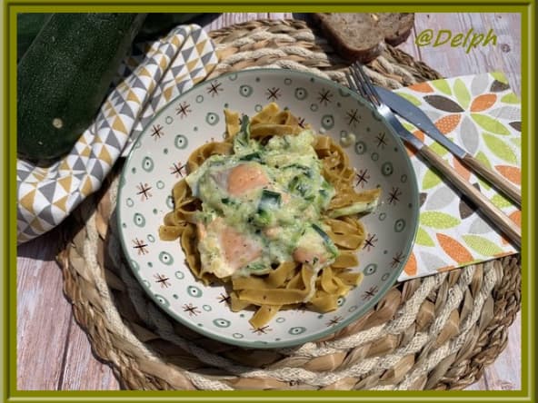 Tagliatelles à la truite fumée et courgette