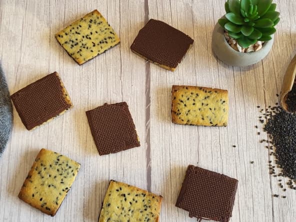 Biscuits sésame et chocolat